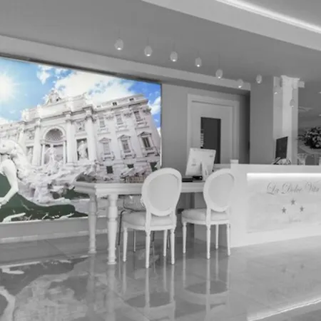 Hotel La Dolce 3*