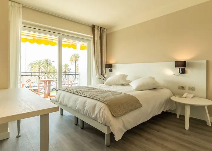 La Dolce Hotel 3*